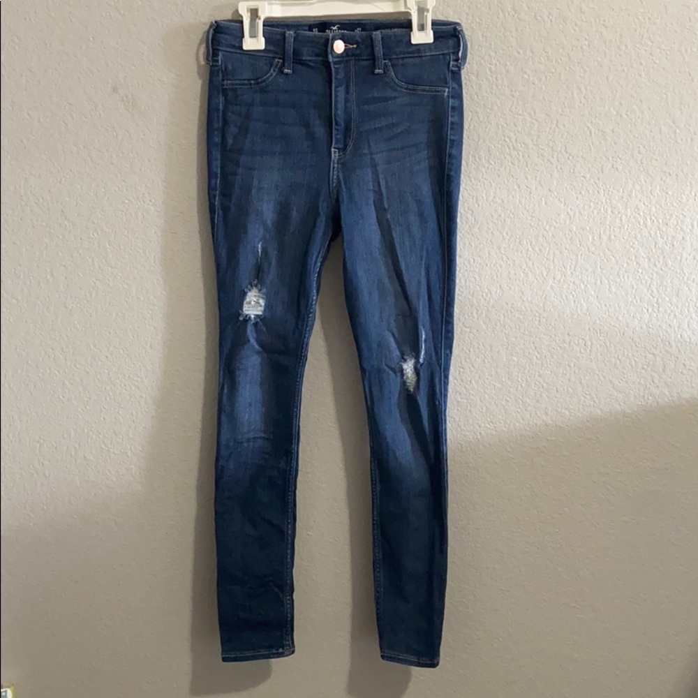 Hollister High Rise Lightly Ripped Jeggings